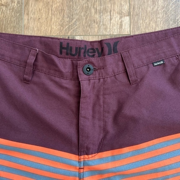 Hurley Nike Dri-Fit Flat Front Shorts - Picture 3 of 10